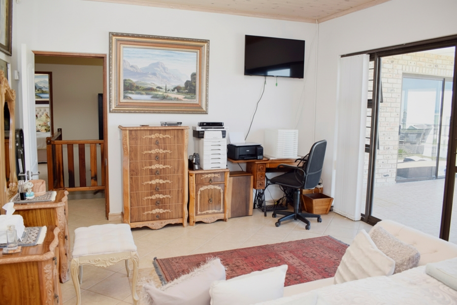 3 Bedroom Property for Sale in Suiderstrand Western Cape